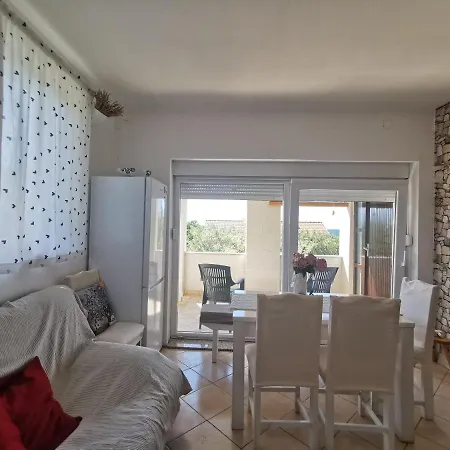 Holiday With Seaview And Mountain View أوبروفاتش